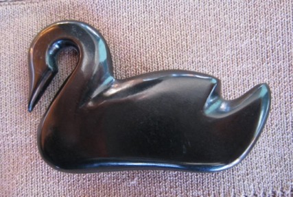 Black Swan brooch in black jade